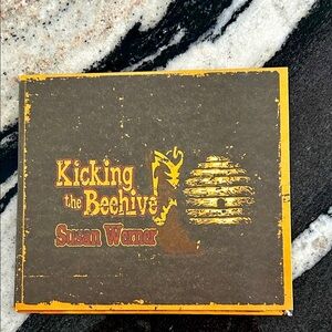 Susan Werner Kicking the Beehive Audio CD